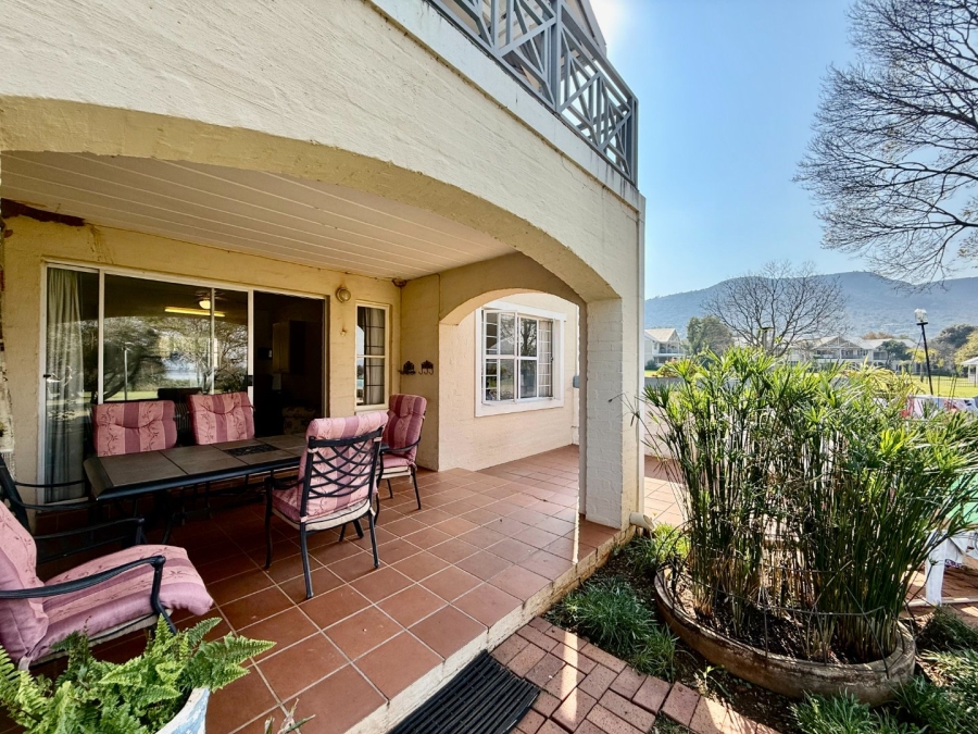2 Bedroom Property for Sale in Caribbean Beach Club North West